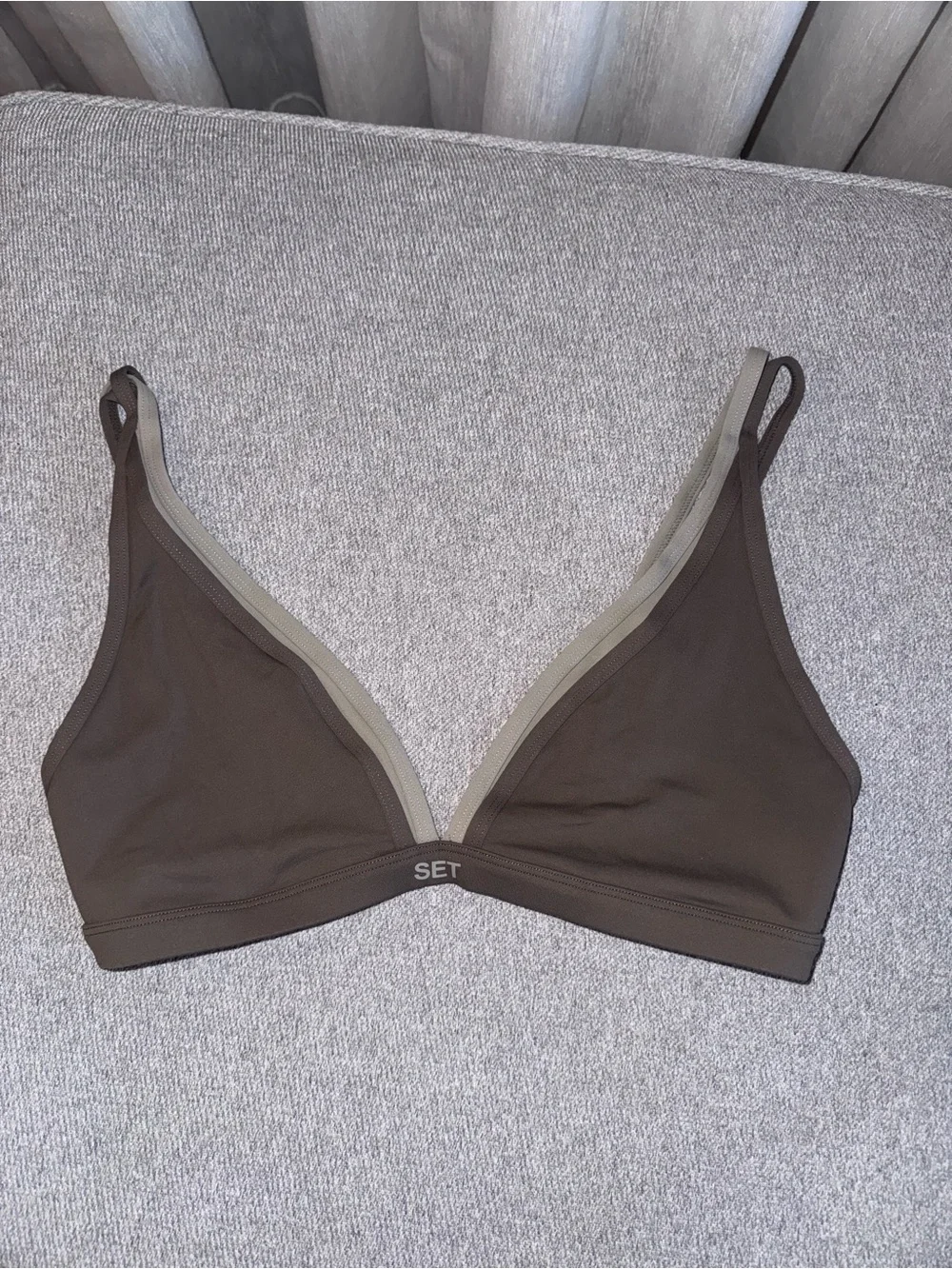 Set Triangle Bralette - Picture 1 of 5